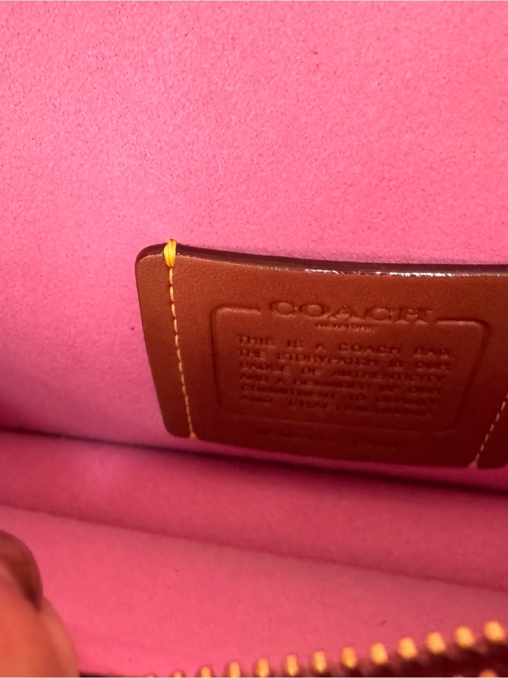 ๐ Coach Fuchsia Pink Leather Small Tabby 20- Gold C-Clasp. Like ๐ - Picture 7 of 13